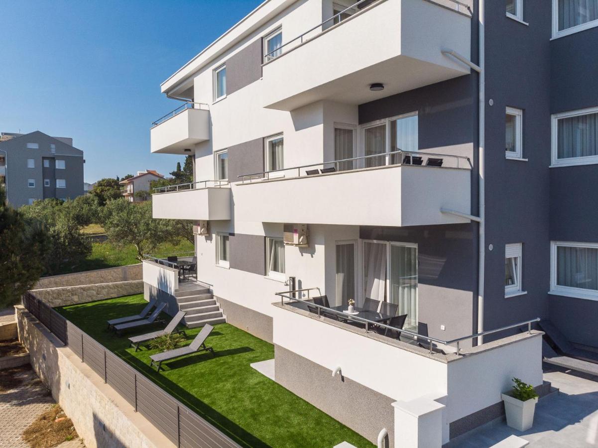 Summer Breeze Pool Apartments Novalja Zewnętrze zdjęcie