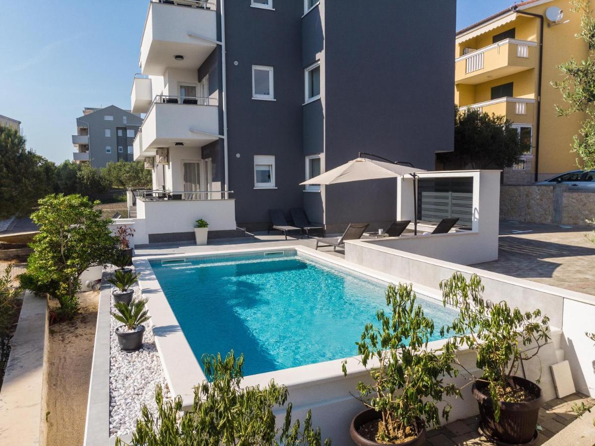 Summer Breeze Pool Apartments Novalja Zewnętrze zdjęcie